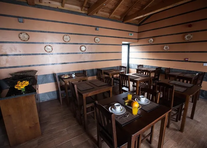 Pico Da Saudade Prainha (Sao Roque do Pico)