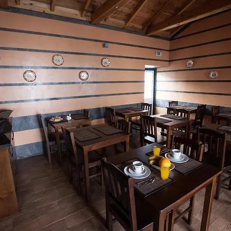 Pico Da Saudade Prainha (Sao Roque do Pico)